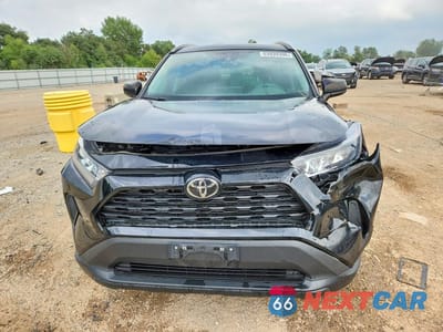 Piąte zdjęcie samochodu w środku: 2021 TOYOTA RAV4 LE VIN:2T3H1RFV6MC105510 - miniatura