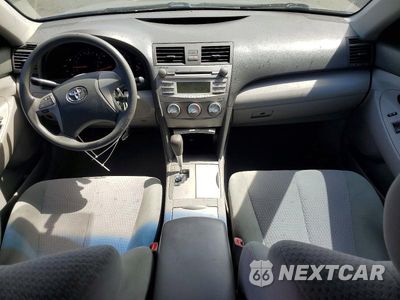 Zdjęcie 8 z 12 samochodu: 2011 TOYOTA CAMRY LE VIN:4T1BF3EK2BU624585 - miniatura