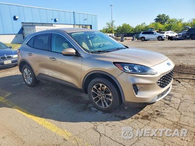 Czwarte zdjęcie samochodu z boku: 2020 FORD ESCAPE SE VIN:1FMCU9G69LUB64419 - miniatura