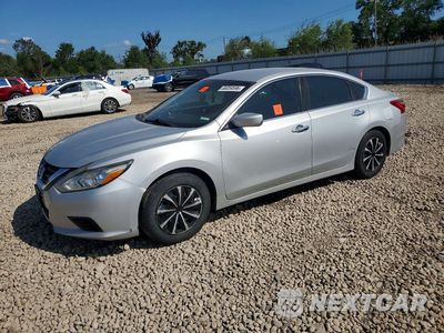2017 NISSAN ALTIMA 2.5 S 1N4AL3AP8HN317943 - główne zdjęcie licytacji z USA - miniatura