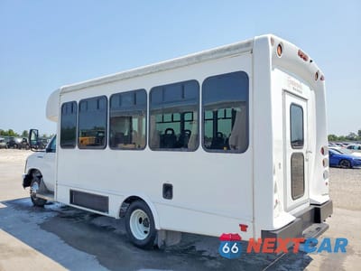 Drugie zdjęcie samochodu z przodu: 2019 FORD ECONOLINE E350 SUPER DUTY CUTAWAY VAN VIN:1FDEE3FS2KDC19132 - miniatura