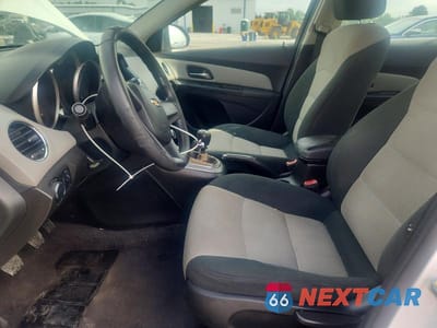 Zdjęcie 7 z 12 samochodu: 2012 CHEVROLET CRUZE LS VIN:1G1PD5SH4C7209538 - miniatura