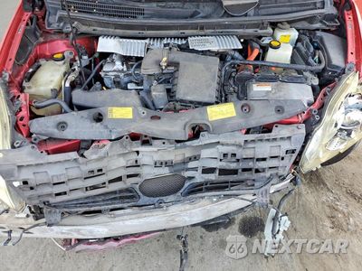 Zdjęcie 11 z 13 samochodu: 2012 TOYOTA PRIUS FOUR VIN:JTDKN3DU6C1511820 - miniatura
