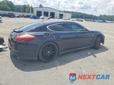 Trzecie zdjęcie samochodu z tyłu: 2010 PORSCHE PANAMERA S VIN:WP0AB2A76AL060421 - miniatura