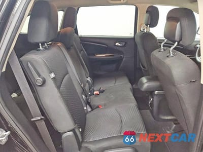 Zdjęcie 11 z 13 samochodu: 2018 DODGE JOURNEY SE VIN:3C4PDCAB4JT310581 - miniatura