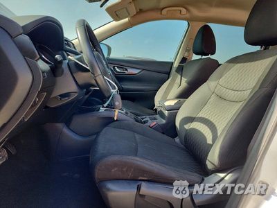 Zdjęcie 7 z 14 samochodu: 2019 NISSAN ROGUE S VIN:5N1AT2MTXKC834611 - miniatura