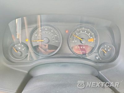 Zdjęcie 9 z 12 samochodu: 2015 JEEP PATRIOT SPORT VIN:1C4NJPBA5FD263913 - miniatura