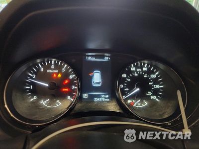 Zdjęcie 9 z 13 samochodu: 2017 NISSAN ROGUE S VIN:JN8AT2MV8HW263315 - miniatura
