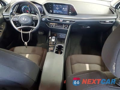 Zdjęcie 8 z 12 samochodu: 2022 HYUNDAI SONATA HYBRID SEL VIN:KMHL34JJ3NA047409 - miniatura