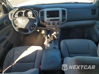 Zdjęcie 8 z 12 samochodu: 2006 TOYOTA TACOMA DOUBLE CAB PRERUNNER VIN:3TMJU62N96M010018 - miniatura