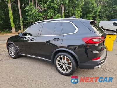 Drugie zdjęcie samochodu z przodu: 2020 BMW X5 XDRIVE40I VIN:5UXCR6C09L9B84809 - miniatura