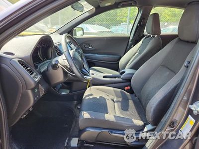 Zdjęcie 7 z 14 samochodu: 2019 HONDA HR-V SPORT VIN:3CZRU6H11KG707757 - miniatura