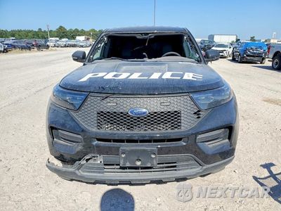Piąte zdjęcie samochodu w środku: 2022 FORD EXPLORER POLICE INTERCEPTOR VIN:1FM5K8AWXNNA03303 - miniatura
