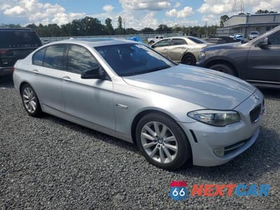 Czwarte zdjęcie samochodu z boku: 2011 BMW 528 I VIN:WBAFR1C56BC260706 - miniatura