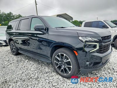 Czwarte zdjęcie samochodu z boku: 2023 CHEVROLET SUBURBAN K1500 RST VIN:1GNSKEKD1PR279715 - miniatura