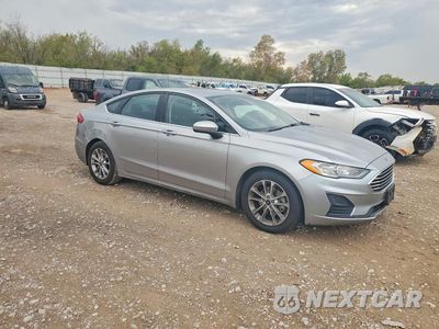 Czwarte zdjęcie samochodu z boku: 2020 FORD FUSION SE VIN:3FA6P0HD8LR136173 - miniatura