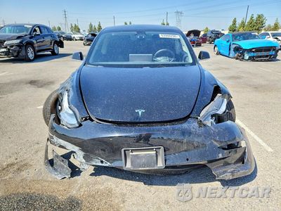 Piąte zdjęcie samochodu w środku: 2019 TESLA MODEL 3 VIN:5YJ3E1EB4KF453475 - miniatura