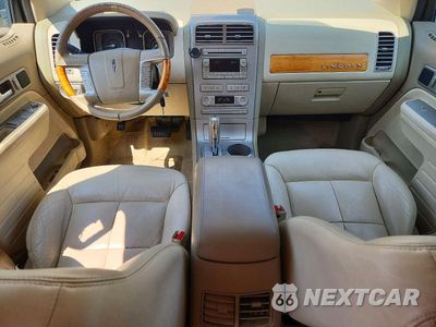 Zdjęcie 8 z 12 samochodu: 2007 LINCOLN MKX VIN:2LMDU68C37BJ22996 - miniatura