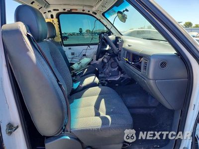 Zdjęcie 10 z 12 samochodu: 2006 CHEVROLET SILVERADO C1500 VIN:3GCEC14X16G263788 - miniatura