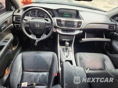 Zdjęcie 8 z 12 samochodu: 2015 HONDA ACCORD EXL VIN:1HGCR3F80FA034896 - miniatura