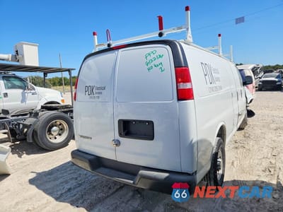 Trzecie zdjęcie samochodu z tyłu: 2025 CHEVROLET EXPRESS G3500 VIN:1GCZGHF73S1166936 - miniatura