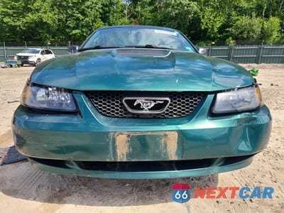 Piąte zdjęcie samochodu w środku: 2001 FORD MUSTANG VIN:1FAFP40461F187846 - miniatura