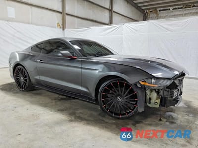 Czwarte zdjęcie samochodu z boku: 2019 FORD MUSTANG VIN:1FA6P8THXK5184378 - miniatura