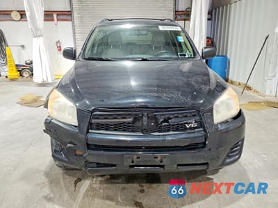 Piąte zdjęcie samochodu w środku: 2011 TOYOTA RAV4 BASE VIN:2T3BK4DV7BW049789 - miniatura