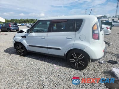 Drugie zdjęcie samochodu z przodu: 2010 KIA SOUL + VIN:KNDJT2A20A7171010 - miniatura