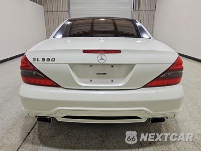 Zdjęcie 6 z 12 samochodu: 2009 MERCEDES-BENZ SL 550 VIN:WDBSK71F29F152370 - miniatura