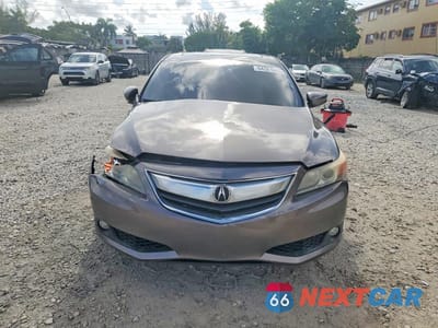 Piąte zdjęcie samochodu w środku: 2013 ACURA ILX 20 TECH VIN:19VDE1F76DE018845 - miniatura