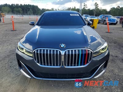 Piąte zdjęcie samochodu w środku: 2020 BMW 740 I VIN:WBA7T2C08LGL18051 - miniatura