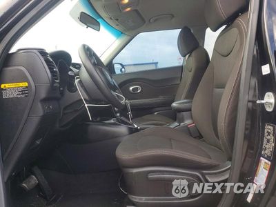 Zdjęcie 7 z 13 samochodu: 2018 KIA SOUL BASE VIN:KNDJN2A22J7587960 - miniatura