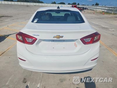 Zdjęcie 6 z 12 samochodu: 2018 CHEVROLET CRUZE LS VIN:1G1BC5SM3J7179939 - miniatura