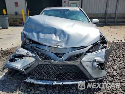 Piąte zdjęcie samochodu w środku: 2018 TOYOTA CAMRY SE VIN:4T1B11HK6JU108341 - miniatura