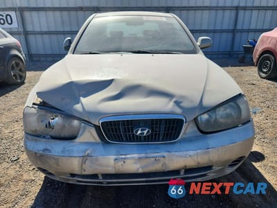 Piąte zdjęcie samochodu w środku: 2001 HYUNDAI ELANTRA GLS VIN:KMHDN45D41U222861 - miniatura