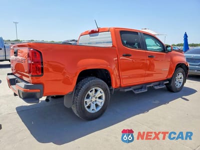 Trzecie zdjęcie samochodu z tyłu: 2021 CHEVROLET COLORADO LT VIN:1GCGSCEN1M1262723 - miniatura