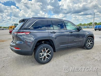 Trzecie zdjęcie samochodu z tyłu: 2025 JEEP GRAND CHEROKEE LIMITED VIN:1C4RJGBG1S8785057 - miniatura