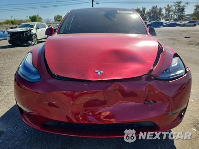 Piąte zdjęcie samochodu w środku: 2024 TESLA MODEL Y VIN:7SAYGDEE5RA222736 - miniatura