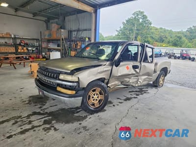 2001 CHEVROLET SILVERADO C1500 2GCEC19VX11227932 - główne zdjęcie licytacji z USA - miniatura