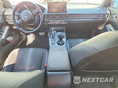 Zdjęcie 8 z 12 samochodu: 2025 HONDA CIVIC SPORT VIN:2HGFE4F83SH328321 - miniatura