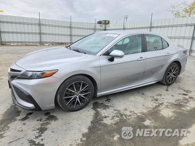 2022 TOYOTA CAMRY SE 4T1G11AK3NU618975 - główne zdjęcie licytacji z USA - miniatura