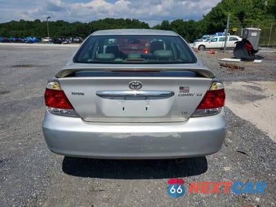Zdjęcie 6 z 12 samochodu: 2005 TOYOTA CAMRY XLE V6 VIN:4T1BF30KX5U085998 - miniatura