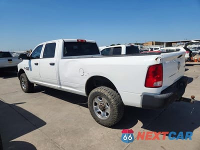 Drugie zdjęcie samochodu z przodu: 2018 RAM 2500 ST VIN:3C6UR5HLXJG364742 - miniatura