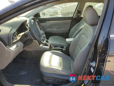 Zdjęcie 7 z 13 samochodu: 2019 HYUNDAI ELANTRA LIMITED VIN:5NPD84LF8KH476939 - miniatura