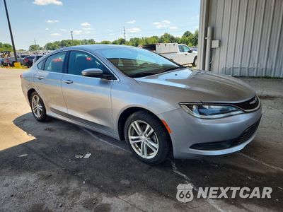 Czwarte zdjęcie samochodu z boku: 2015 CHRYSLER 200 LX VIN:1C3CCCFBXFN623303 - miniatura