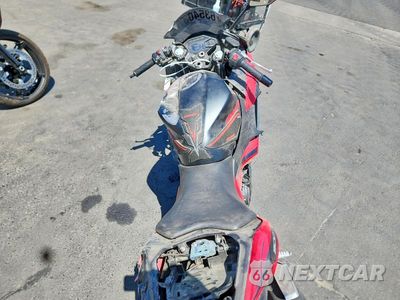 Zdjęcie 6 z 10 samochodu: 2025 KAWASAKI EX500 VIN:ML5EXGG16SDA68482 - miniatura