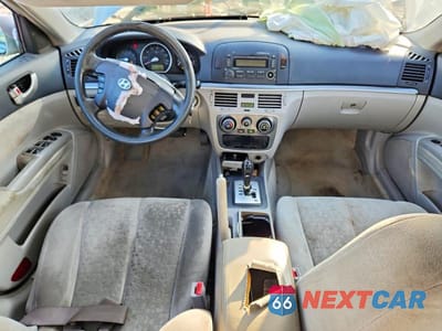 Zdjęcie 8 z 12 samochodu: 2006 HYUNDAI SONATA GLS VIN:5NPEU46CX6H126719 - miniatura
