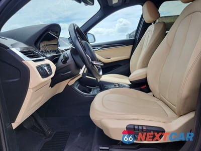 Zdjęcie 7 z 13 samochodu: 2018 BMW X1 SDRIVE28I VIN:WBXHU7C36J5H45075 - miniatura