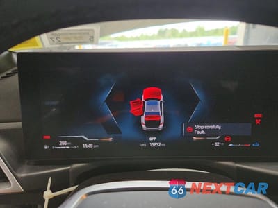 Zdjęcie 9 z 12 samochodu: 2025 BMW 330XI VIN:3MW89CW07S8F35169 - miniatura